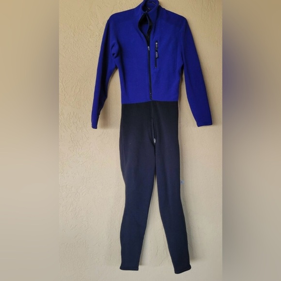 Patagonia Blue and Black Women's Jumpsuit - Picture 4 of 4